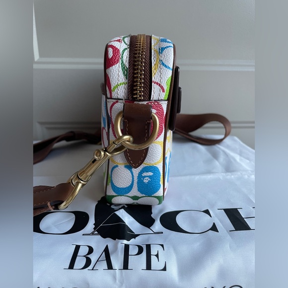 【Bape X Coach】 Academy Crossbody In Signature Canvas With Ape Head - Picture 9 of 14